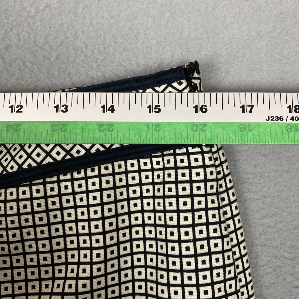 Talbots Geometric Square Print Stretch Cropped Dress Pants Womens 10 Black Ivory - Picture 7 of 11